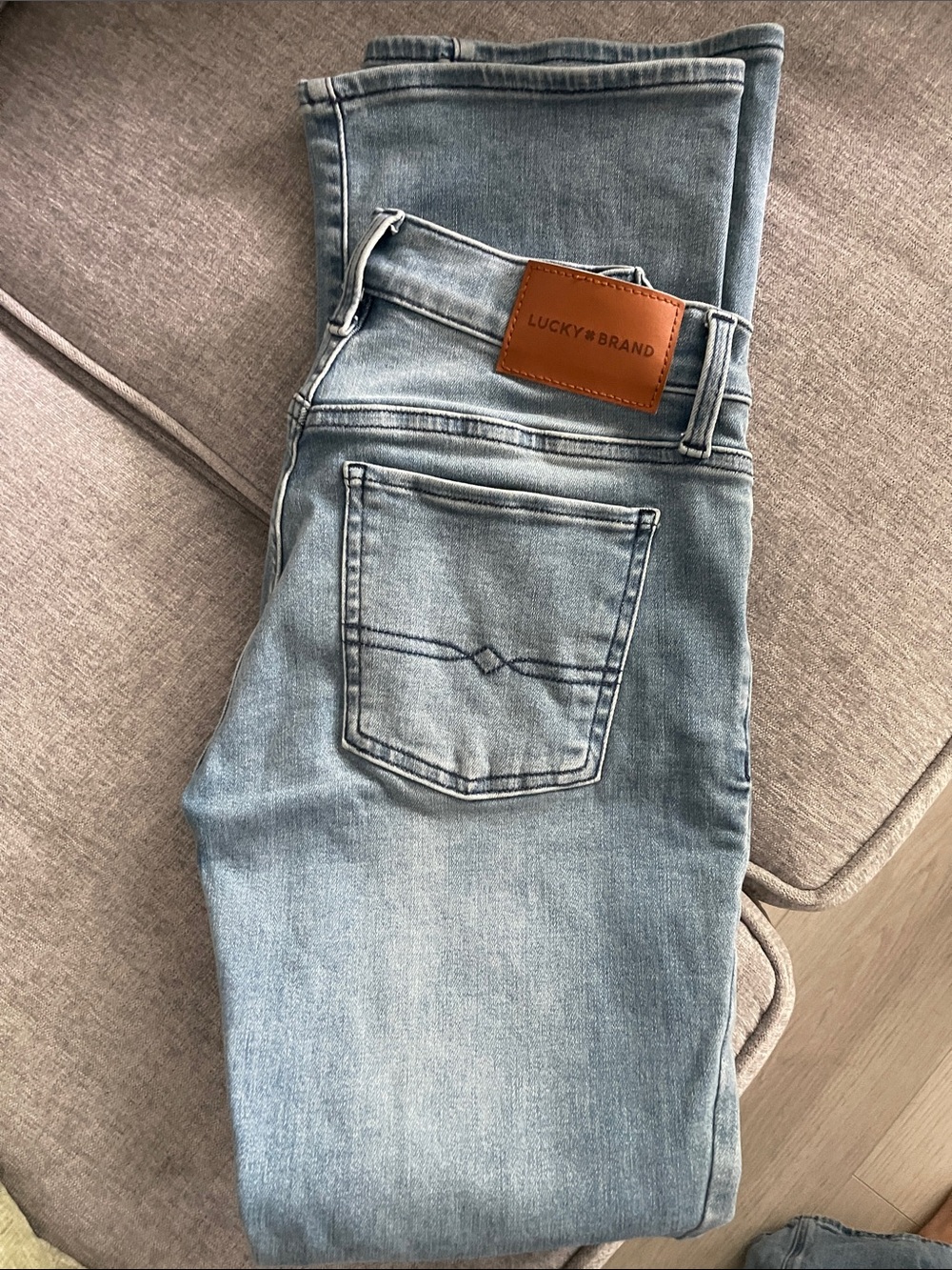 Lucky Brand Light Blue Denim Jeans with Leather Patch